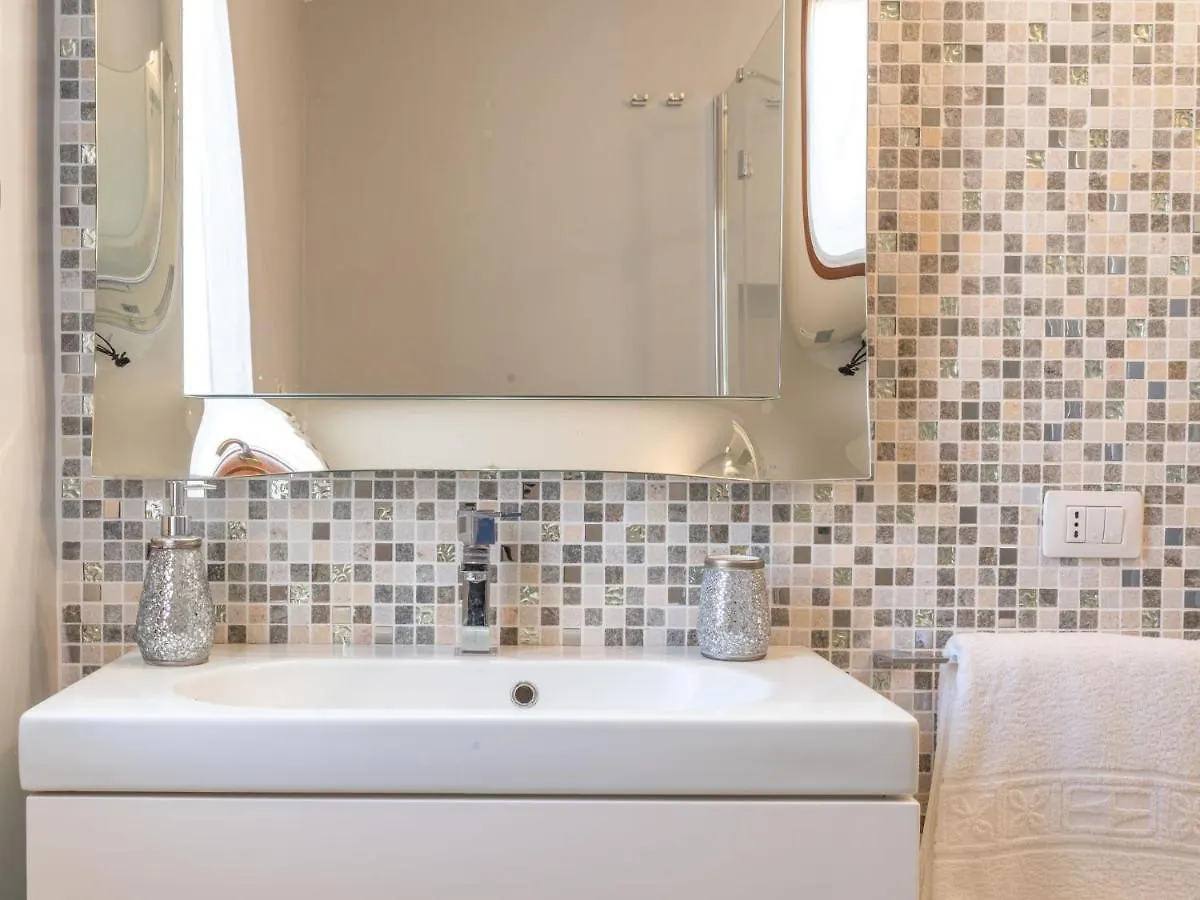 باديسي Holiday Home Istella By Interhome 0*,  إيطاليا